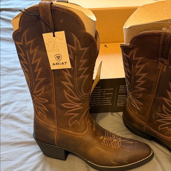 Ariat Brown Western Boots - Picture 3 of 8